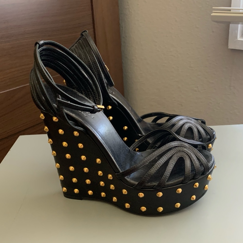Gucci wedge sandal